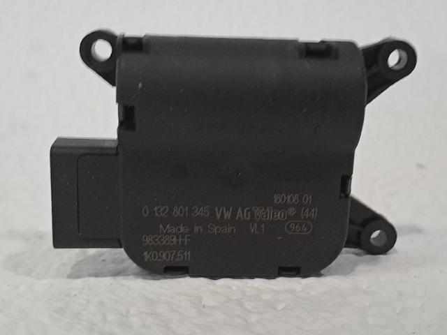 Silniczek klapy nagrzewnicy 1K0907511 VAG