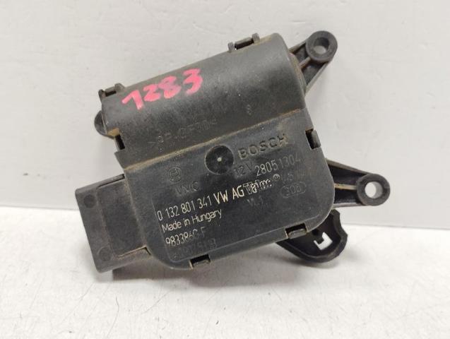 Silniczek klapy nagrzewnicy 1K0907511B VAG