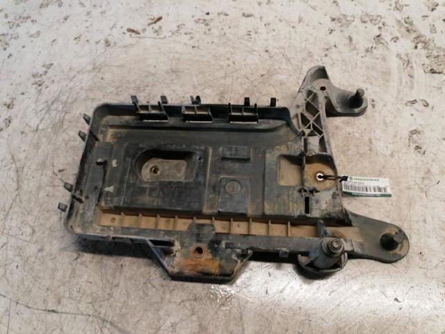 Mocowanie (podstawa) akumulatora 1K0915333C VAG