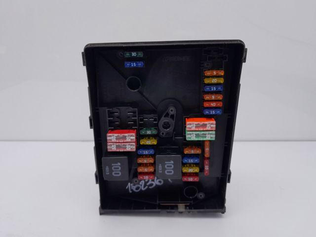 Skrzynka bezpieczników 1K0937125B VAG