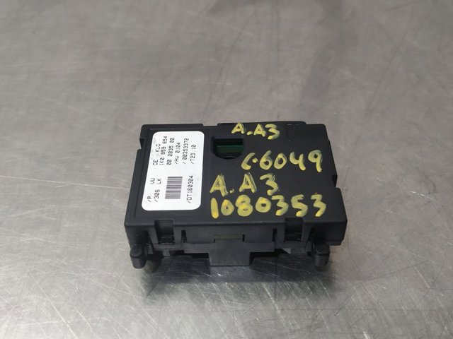 Czujnik kąta skrętu kierownicy 1K0959654 VAG
