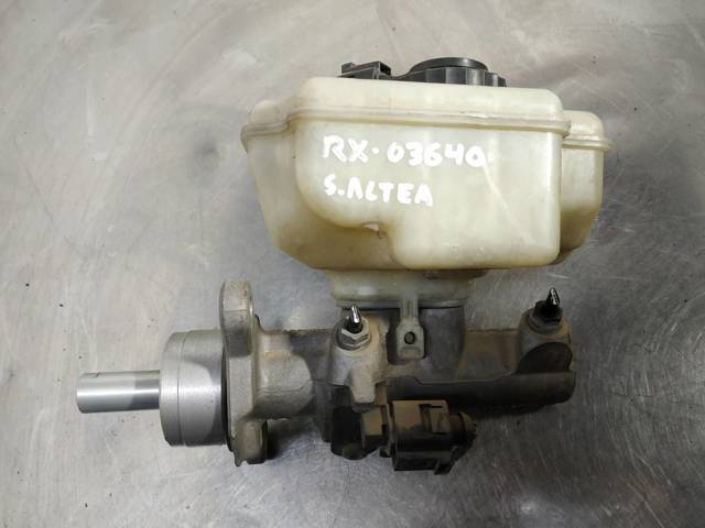 Zbiorniczek głównego cylindra hamulcowego (płynu hamulcowego) 1K1611301C VAG