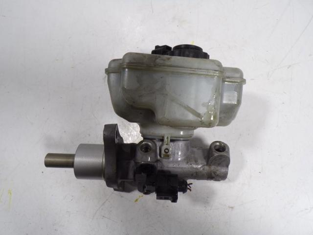 Główny cylinder hamulców 1K1614019L VAG