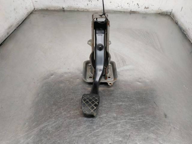 Pedał sprzęgła 1K1721057AL VAG