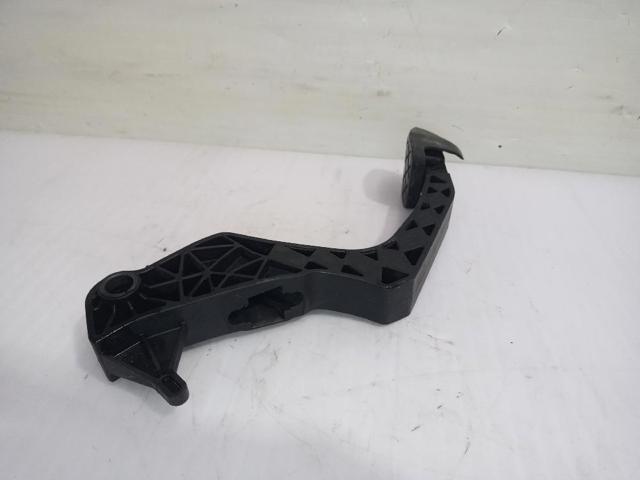 Pedał sprzęgła Volkswagen Golf 5 1K1