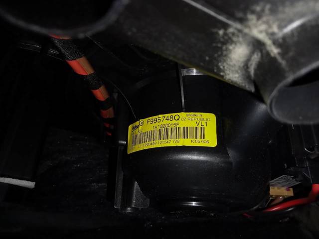 1K1820015F VAG