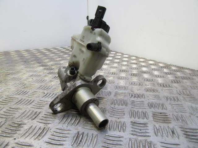 Główny cylinder hamulców 1K2614019D VAG