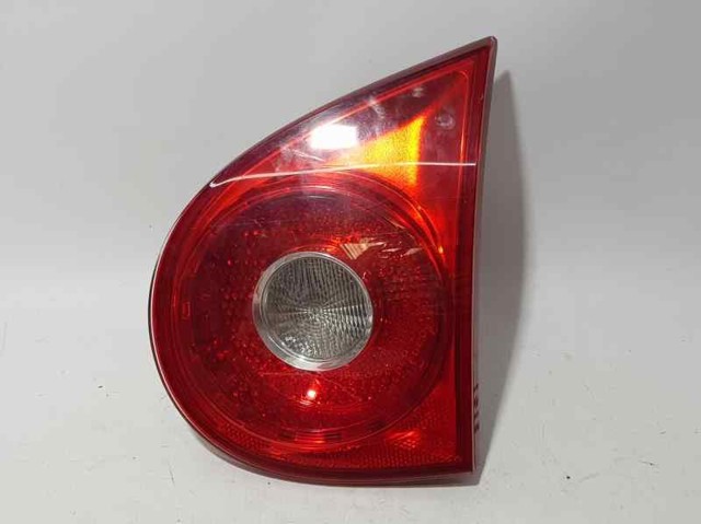 Lampa zespolona tylna prawa wewnętrzna 1K6945094G VAG