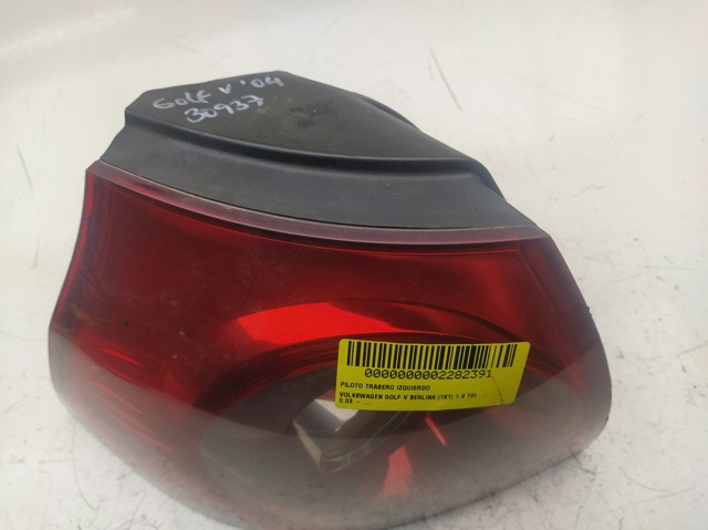 Lampa zespolona tylna lewa zewnętrzna 1K6945095G VAG