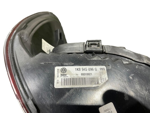 Lampa zespolona tylna prawa 1K8945096G VAG