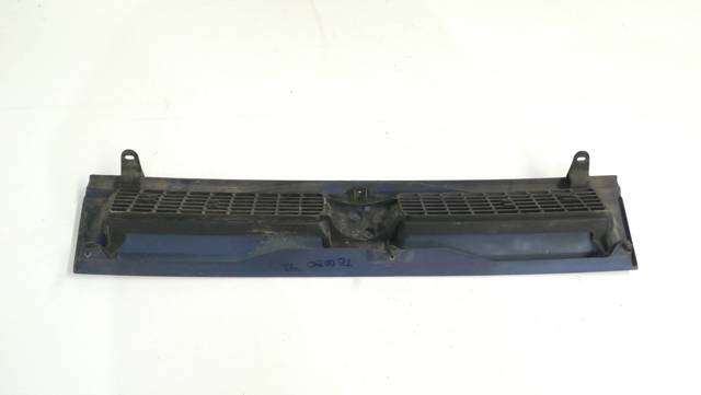Atrapa chłodnicy 1L0853653 VAG