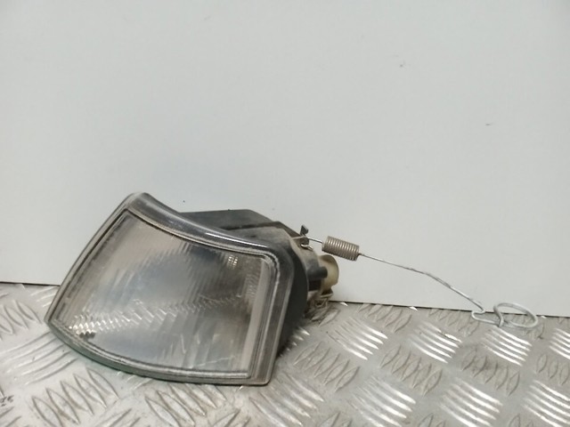 Kierunkowskaz lewy 1L0953049C VAG