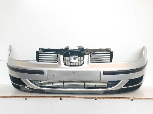 Zderzak przedni 1M0807221H VAG