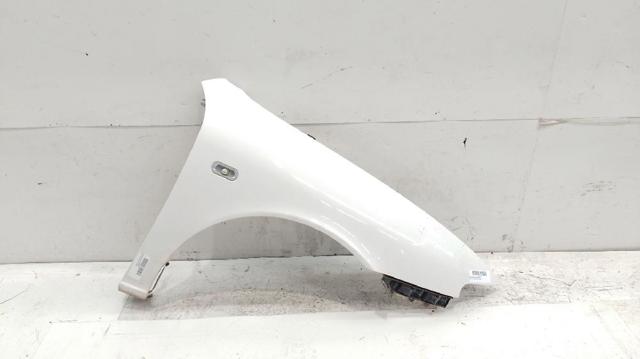 Błotnik przedni prawy 1M0821022 VAG