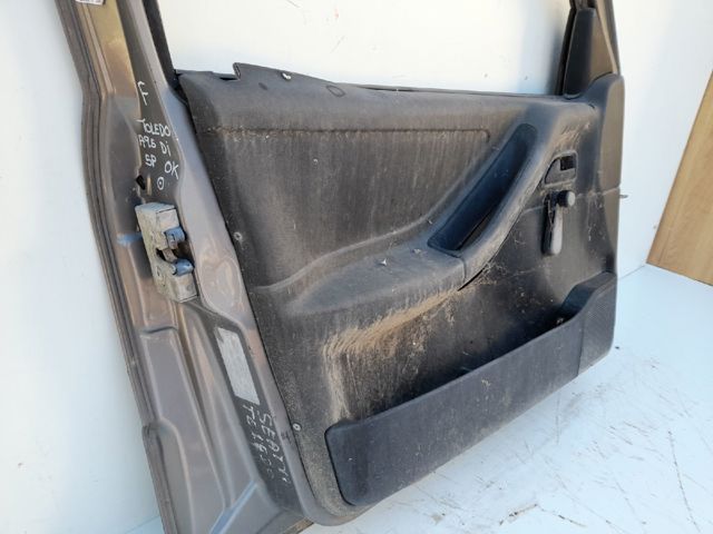 Drzwi przednie lewe 1M0831055N VAG