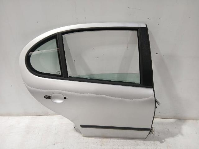 Drzwi tylne prawe 1M0833056N VAG