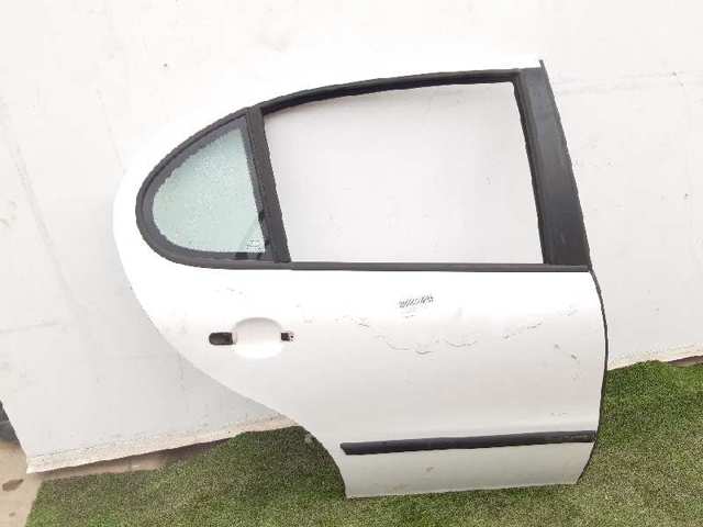 Drzwi tylne prawe 1M0833056N VAG