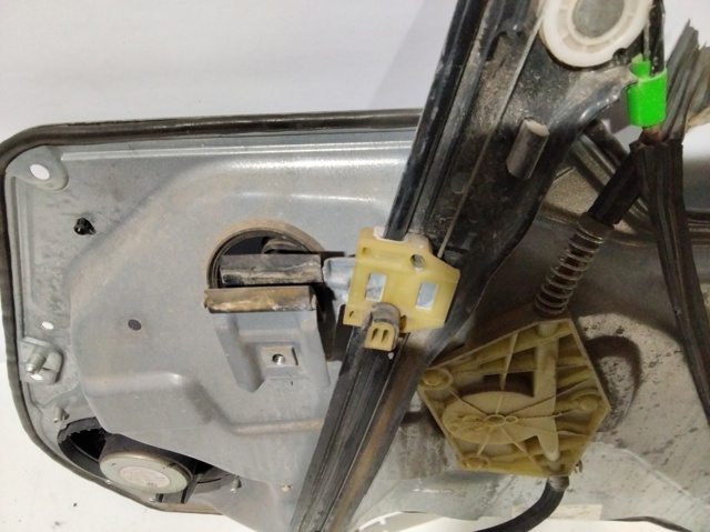 Mechanizm podnoszenia szyby drzwi przednich lewych 1M0837461A VAG