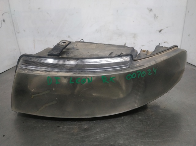 Reflektor lewy 1M1941001D VAG