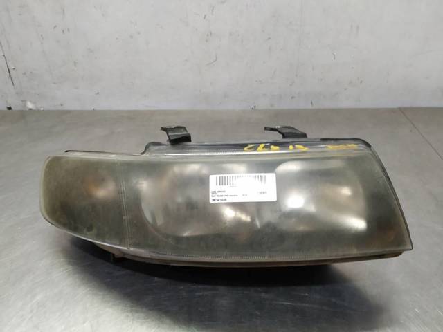 Reflektor prawy 1M1941002B VAG