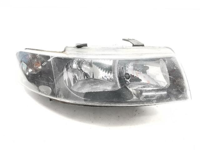 Reflektor prawy 1M1941016 VAG