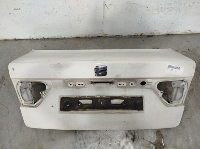 Klapa bagażnika 1M5827025D VAG