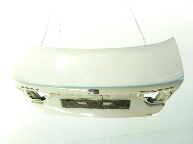 Klapa bagażnika 1M5827025D VAG