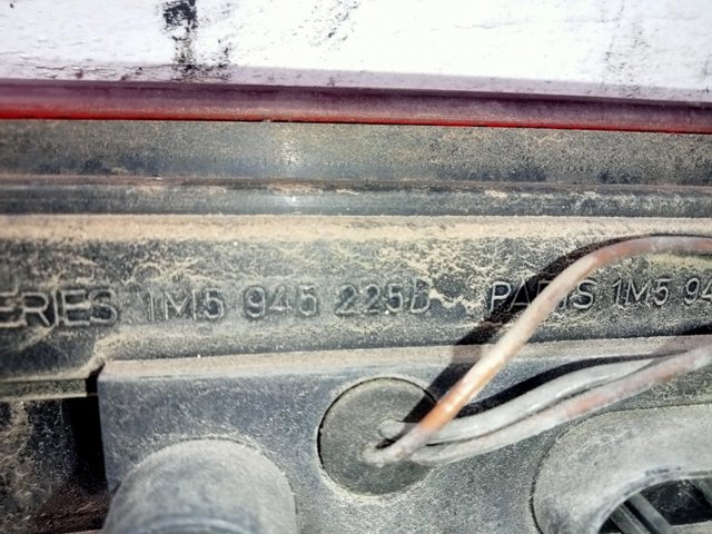 Lampa stop tylna dodatkowa Seat Leon 1 1M1