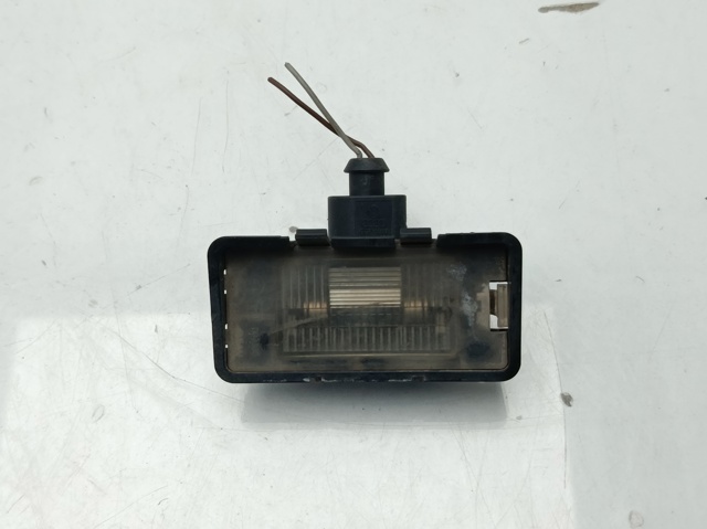 Lampa oświetlenia tylnej tablicy rejestracyjnej 1M6943021 VAG
