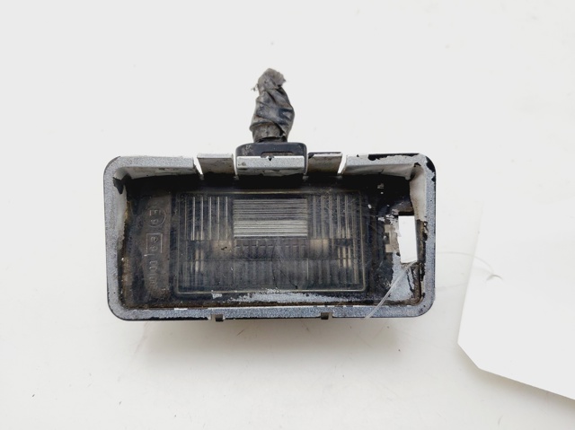 Lampa oświetlenia tylnej tablicy rejestracyjnej 1M6943021 VAG
