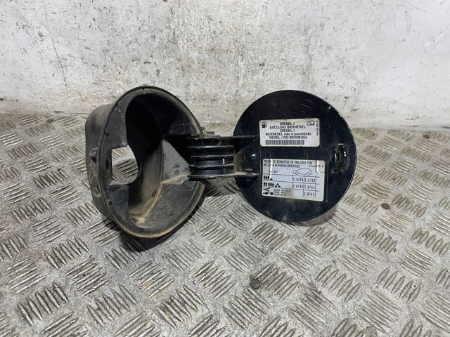 Klapka wlewu paliwa Seat Altea