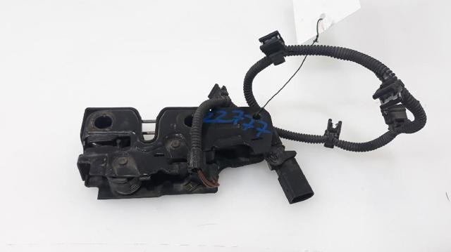 Zamek maski 1P0823509B VAG