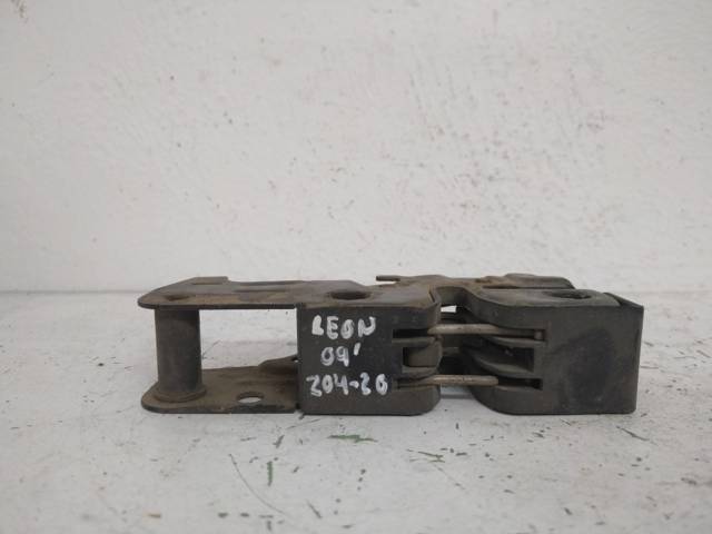 Zamek maski 1P0823509C VAG