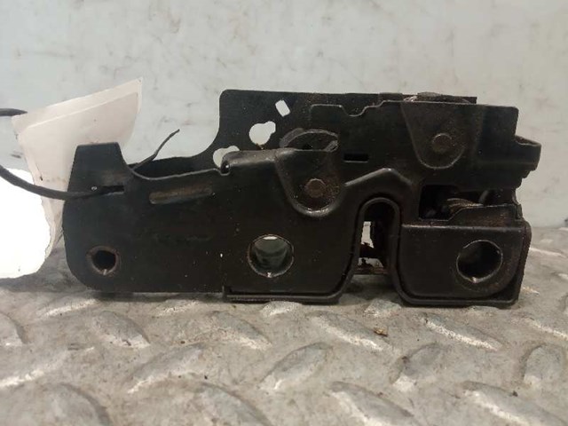 Zamek maski 1P0823509F VAG