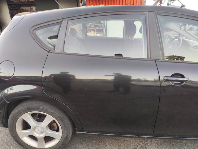 Drzwi tylne prawe 1P0833056 VAG