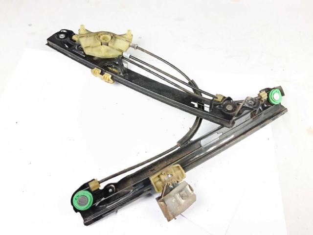 Mechanizm podnoszenia szyby drzwi przednich prawych 1P0837462A VAG