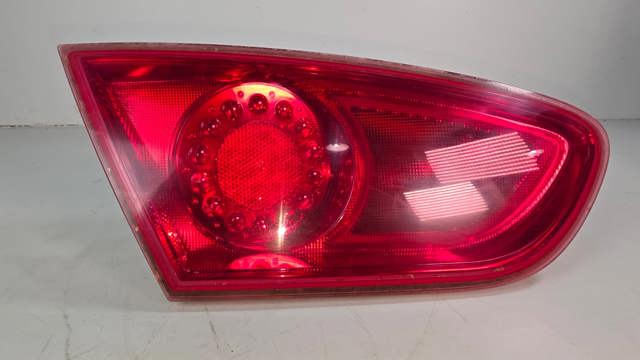 Lampa zespolona tylna lewa wewnętrzna 1P0945107F VAG