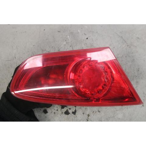 Lampa zespolona tylna lewa wewnętrzna 1P0945107F VAG