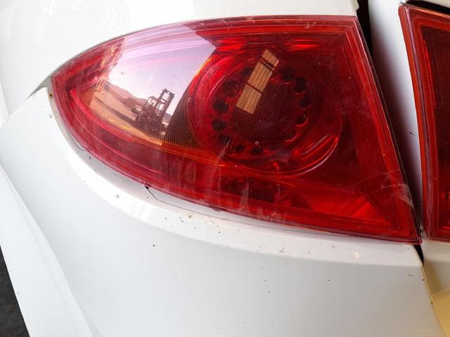 Lampa zespolona tylna lewa zewnętrzna 1P0945111C VAG
