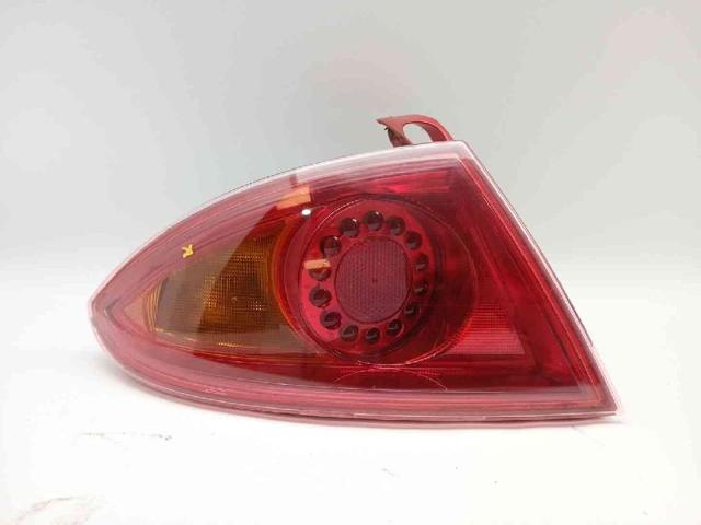 Lampa zespolona tylna lewa zewnętrzna 1P0945111C VAG