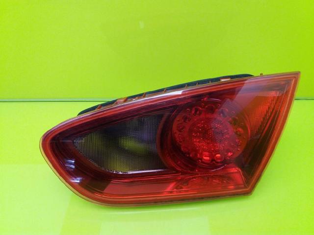 Lampa zespolona tylna prawa zewnętrzna 1P0945112D VAG