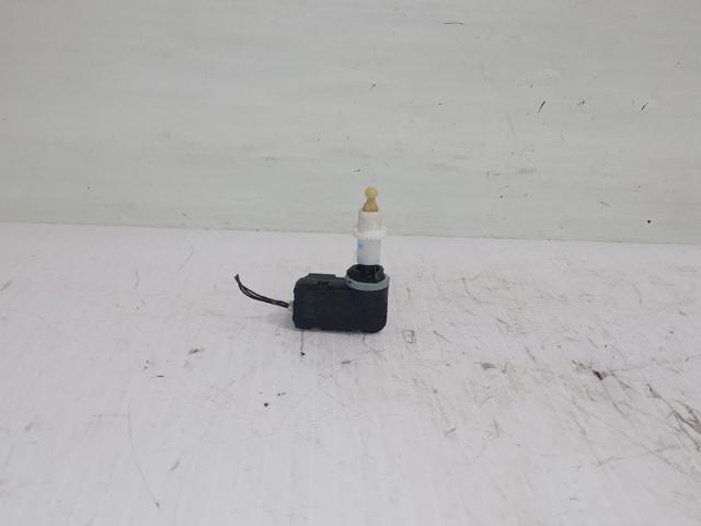 Korektor swiatel Volkswagen Passat 3C2