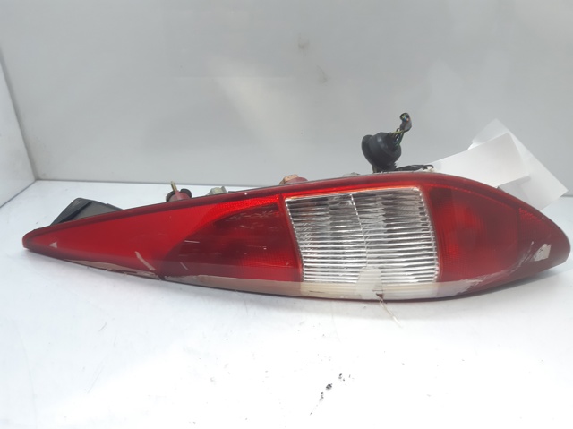 Lampa zespolona tylna prawa 1S7113404C FORD