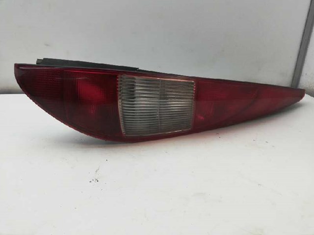 Lampa zespolona tylna prawa 1S7113404C FORD
