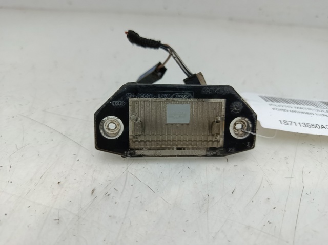 Lampa oświetlenia tylnej tablicy rejestracyjnej 1S7113550AC FORD