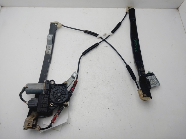 Mechanizm podnoszenia szyby drzwi przednich prawych 1S71F23200BX FORD