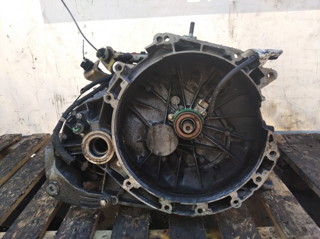 Mechaniczna skrzynia biegów w komplecie 1S7R7002EB FORD