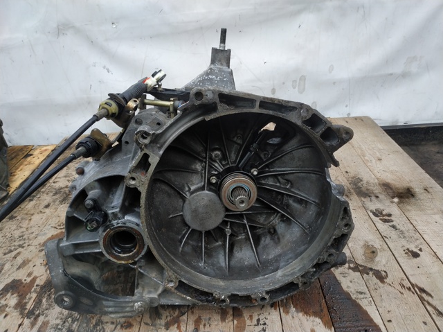 Mechaniczna skrzynia biegów w komplecie 1S7R7002EB FORD