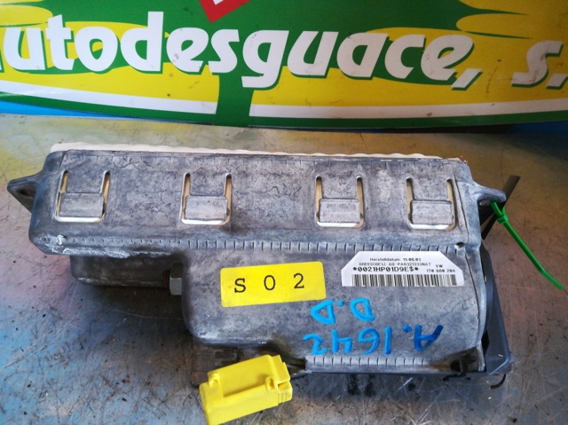 Poduszka powietrzna (Airbag) pasażera 1T0880204 VAG