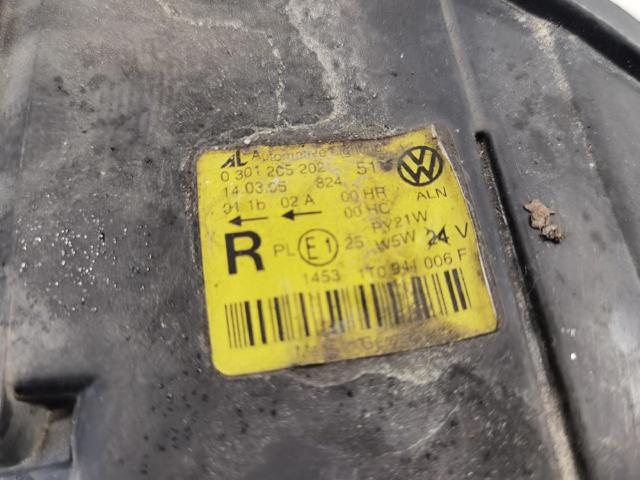 Reflektor prawy 1T0941006F VAG